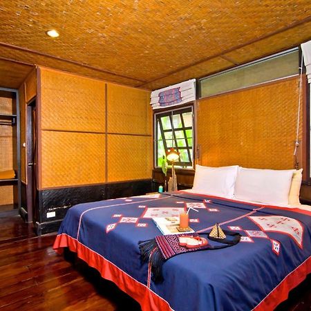 Hmong Hilltribe Lodge Mae Rim Exterior photo