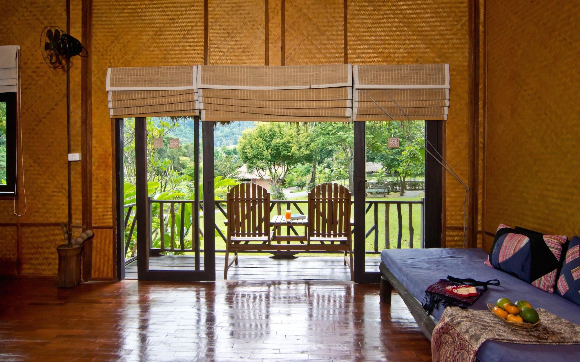 Hmong Hilltribe Lodge Mae Rim Exterior photo