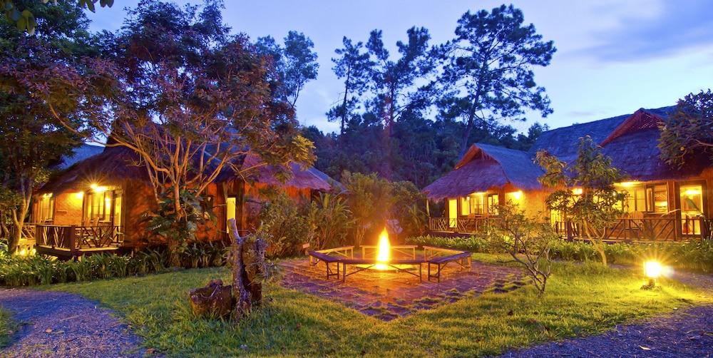 Hmong Hilltribe Lodge Mae Rim Exterior photo