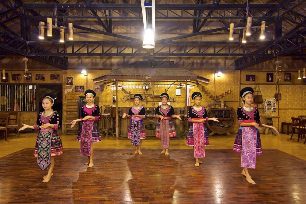 Hmong Hilltribe Lodge Mae Rim Exterior photo