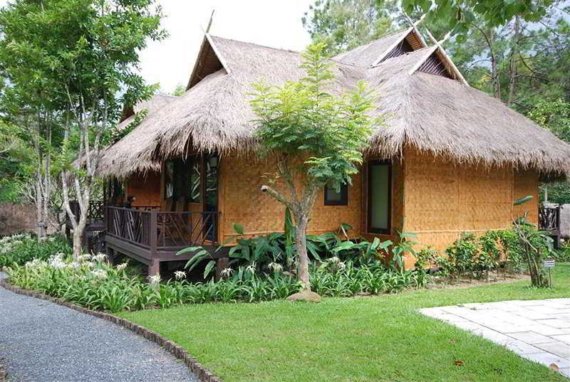 Hmong Hilltribe Lodge Mae Rim Exterior photo