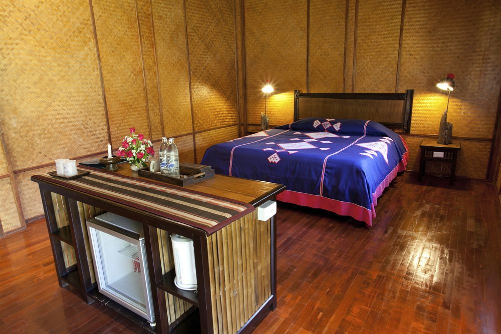 Hmong Hilltribe Lodge Mae Rim Exterior photo