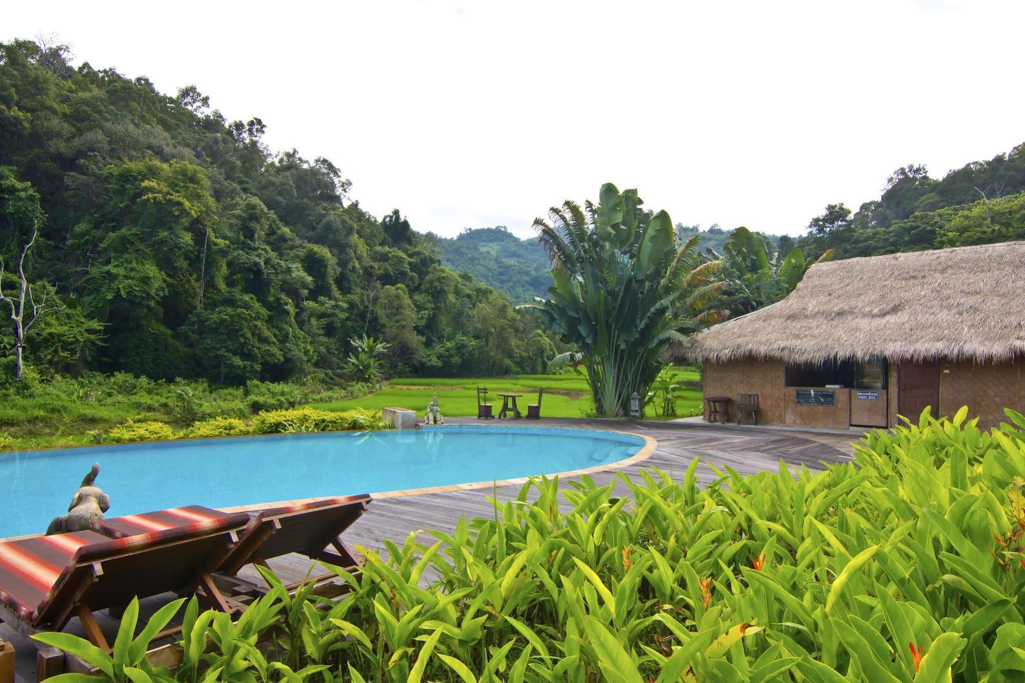 Hmong Hilltribe Lodge Mae Rim Exterior photo